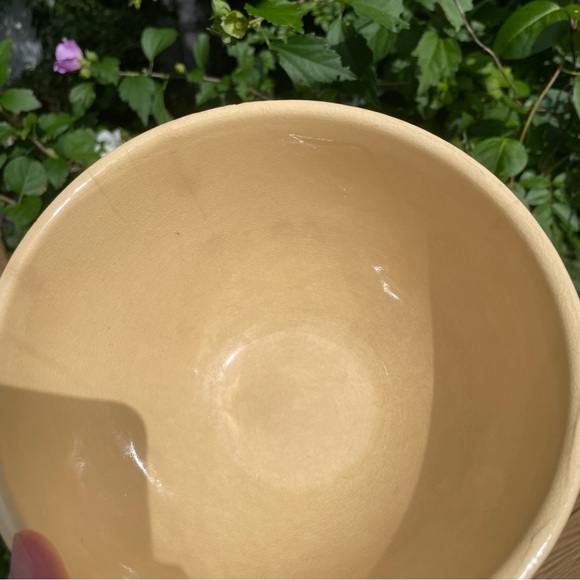 SOLD Watt Pottery Yellow Ware Pink & Blue Band #7 Mixing Bowl Hairline Cracks - Picture 7 of 13